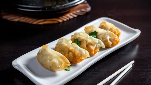 Fried Veggie Gyoza (6PC).